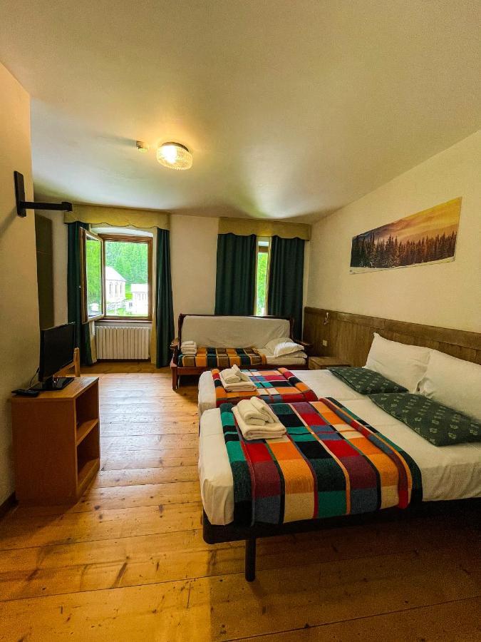 Hotel Al Sasso Di Stria Andraz Eksteriør billede