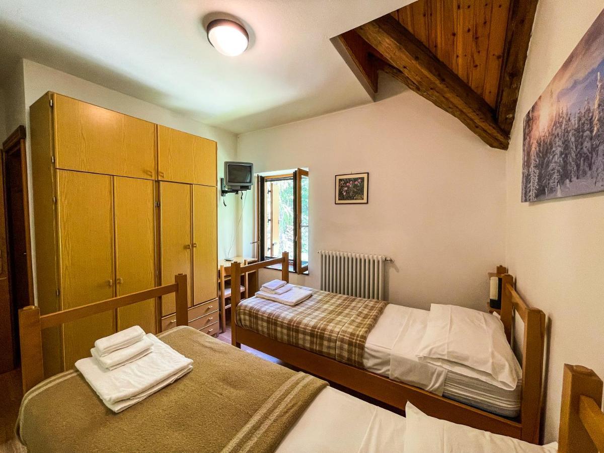 Hotel Al Sasso Di Stria Andraz Eksteriør billede