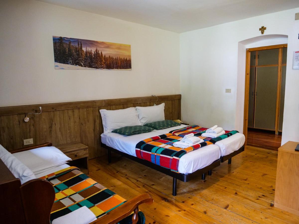 Hotel Al Sasso Di Stria Andraz Eksteriør billede