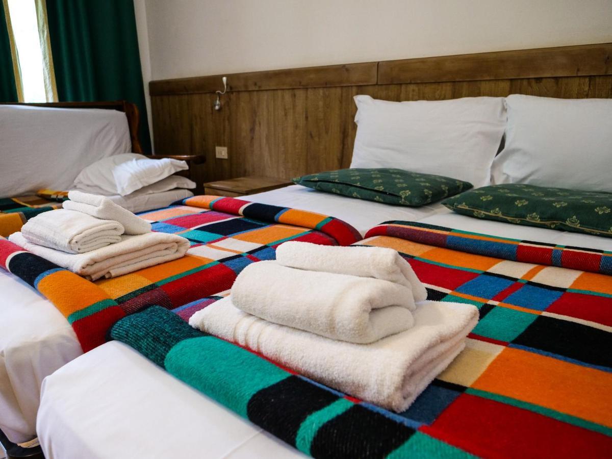 Hotel Al Sasso Di Stria Andraz Eksteriør billede