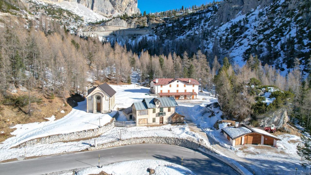 Hotel Al Sasso Di Stria Andraz Eksteriør billede