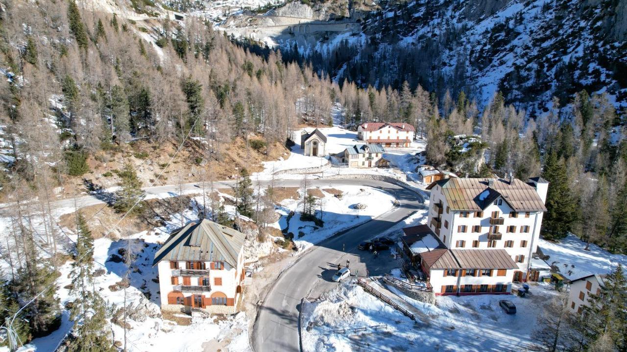 Hotel Al Sasso Di Stria Andraz Eksteriør billede