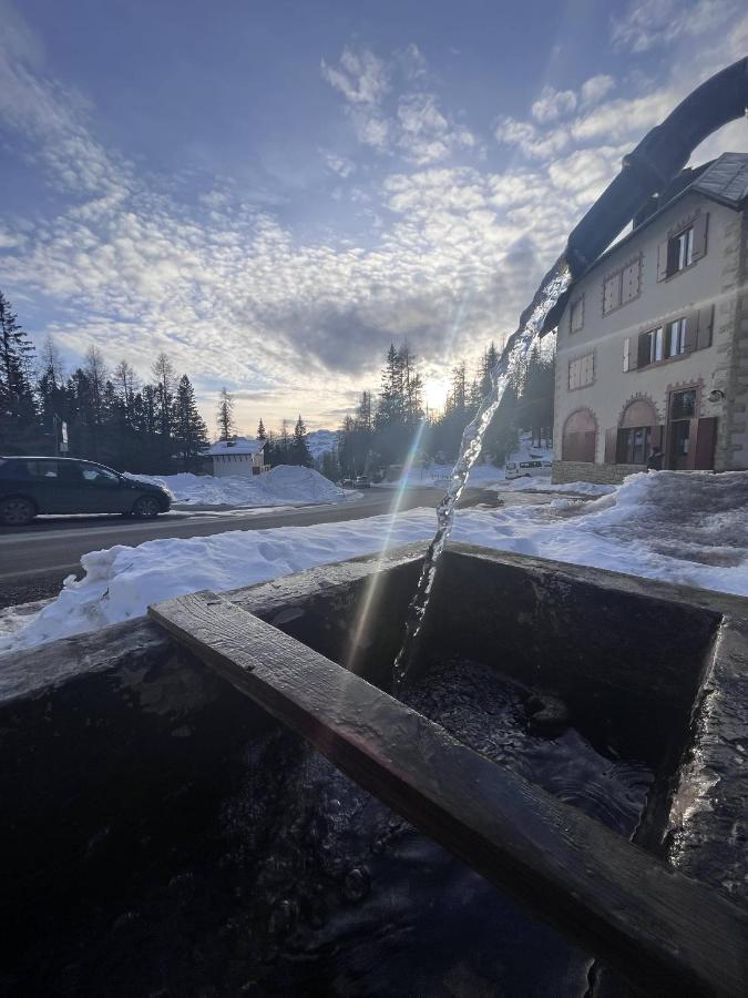 Hotel Al Sasso Di Stria Andraz Eksteriør billede