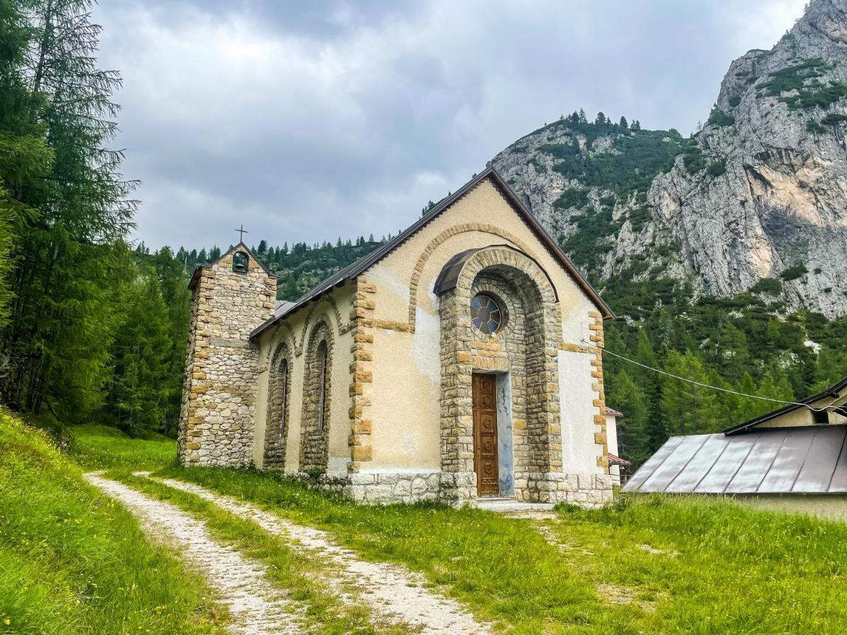 Hotel Al Sasso Di Stria Andraz Eksteriør billede