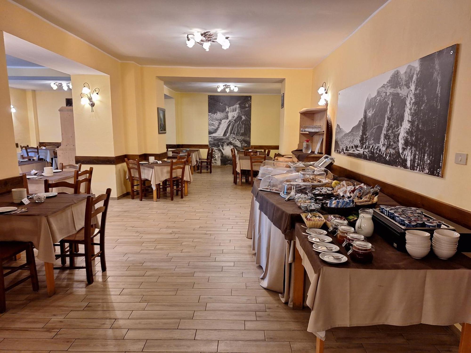 Hotel Al Sasso Di Stria Andraz Eksteriør billede